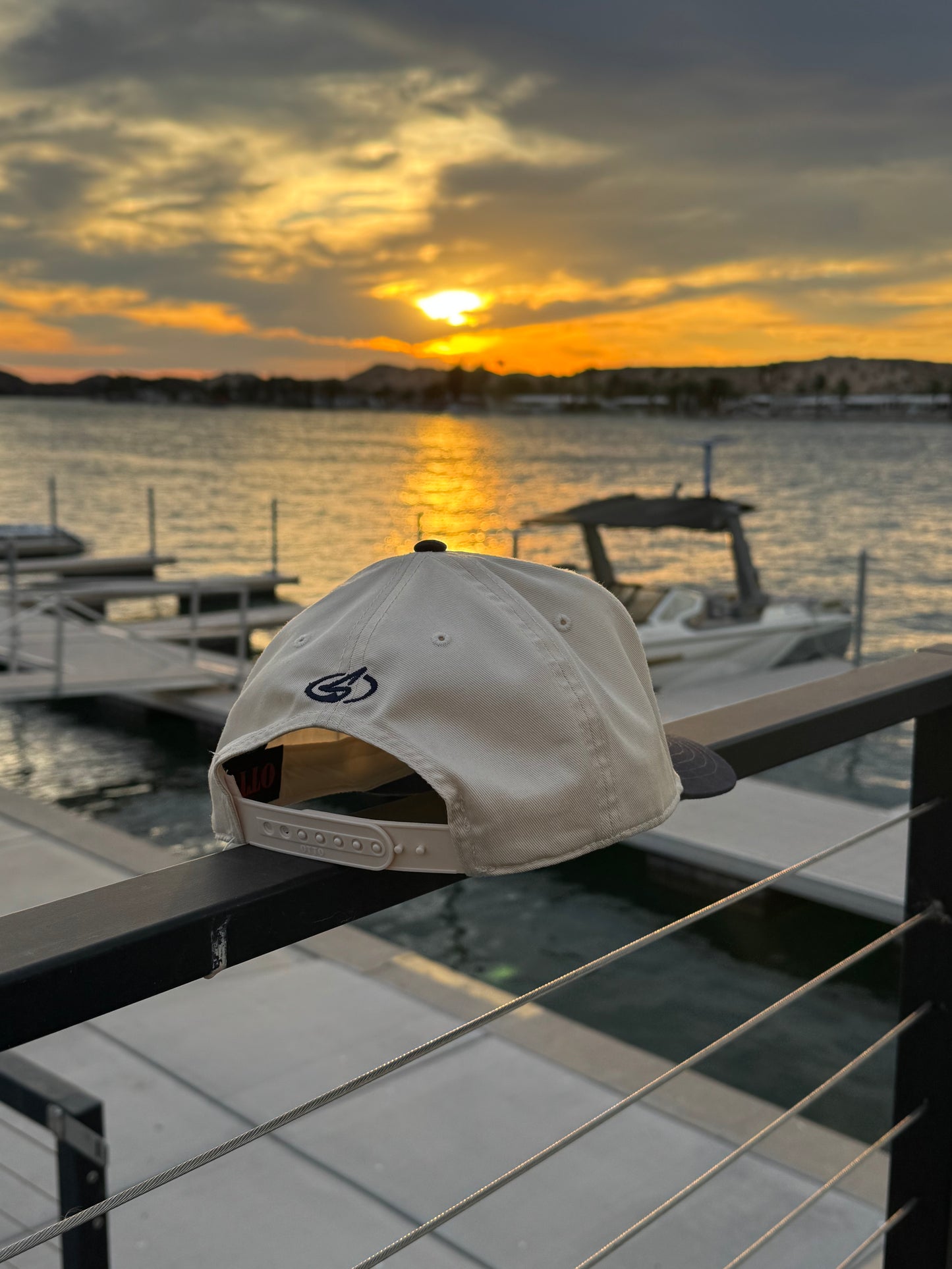 Sawthe - Sea: Hat